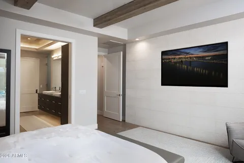 $1,575,000 | 7052 East Ivyglen Circle, Mesa, AZ 85207