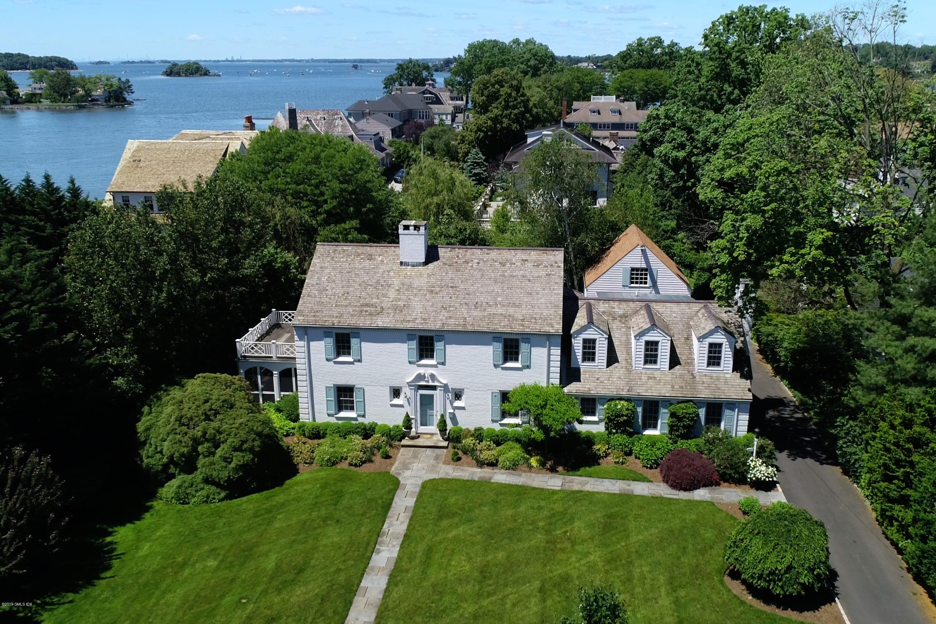 7 Nawthorne Road Old Greenwich, CT 06870 - Photo 1 of 39 Nawthorne1