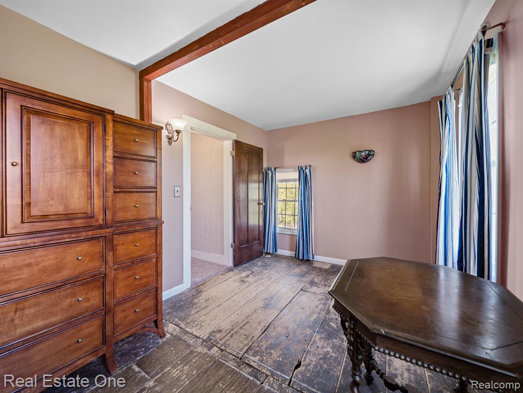 3981 Swarthout Road Pinckney, MI 48169 - Photo 15 of 25 Gallery Image 15