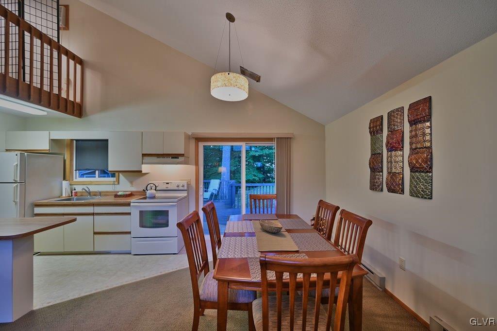2185 Titania Road Tobyhanna, PA 18466 - Photo 16 of 50 Dining & Kitchen Areas