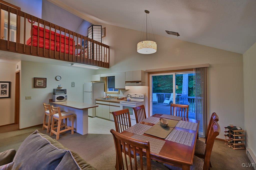 2185 Titania Road Tobyhanna, PA 18466 - Photo 17 of 50 Dining & Kitchen Areas