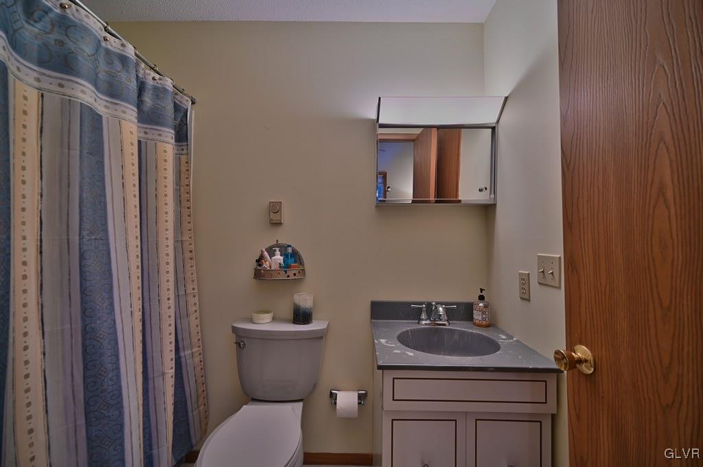 2185 Titania Road Tobyhanna, PA 18466 - Photo 43 of 50 Bathroom 2