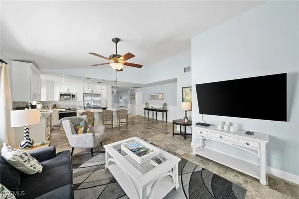$13,000 | 521 102nd Avenue North, Naples, FL 34108