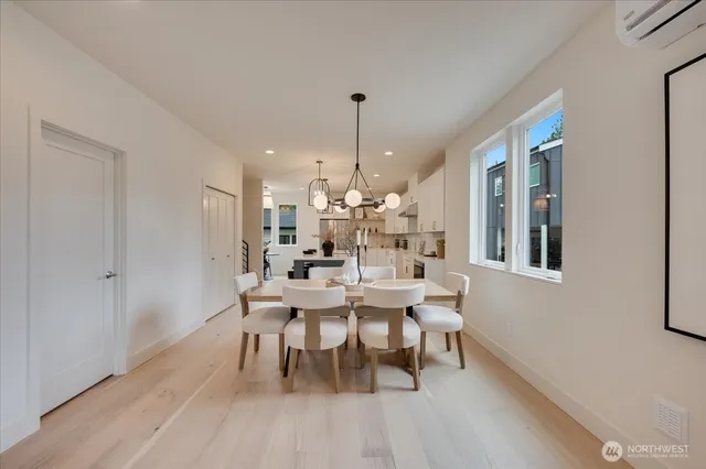 $999,950 | 13542 39th Avenue Northeast, Unit A, Seattle, WA 98125