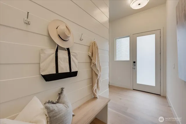 $999,950 | 13542 39th Avenue Northeast, Unit A, Seattle, WA 98125