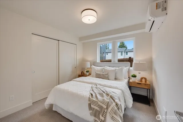 $999,950 | 13542 39th Avenue Northeast, Unit A, Seattle, WA 98125