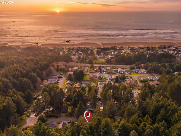 $859,000 | 3763 East Chinook, Cannon Beach, OR 97110