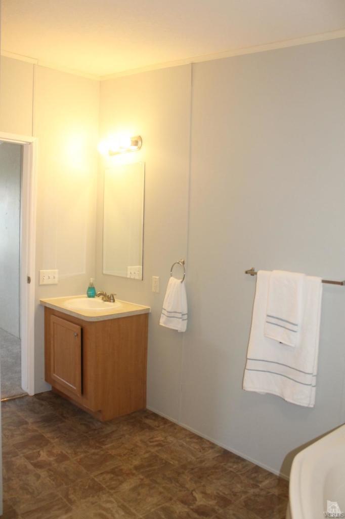 195 Tierra Rejada Road, Unit 8 Simi Valley, CA 93065 - Photo 10 of 16 Additional Photo