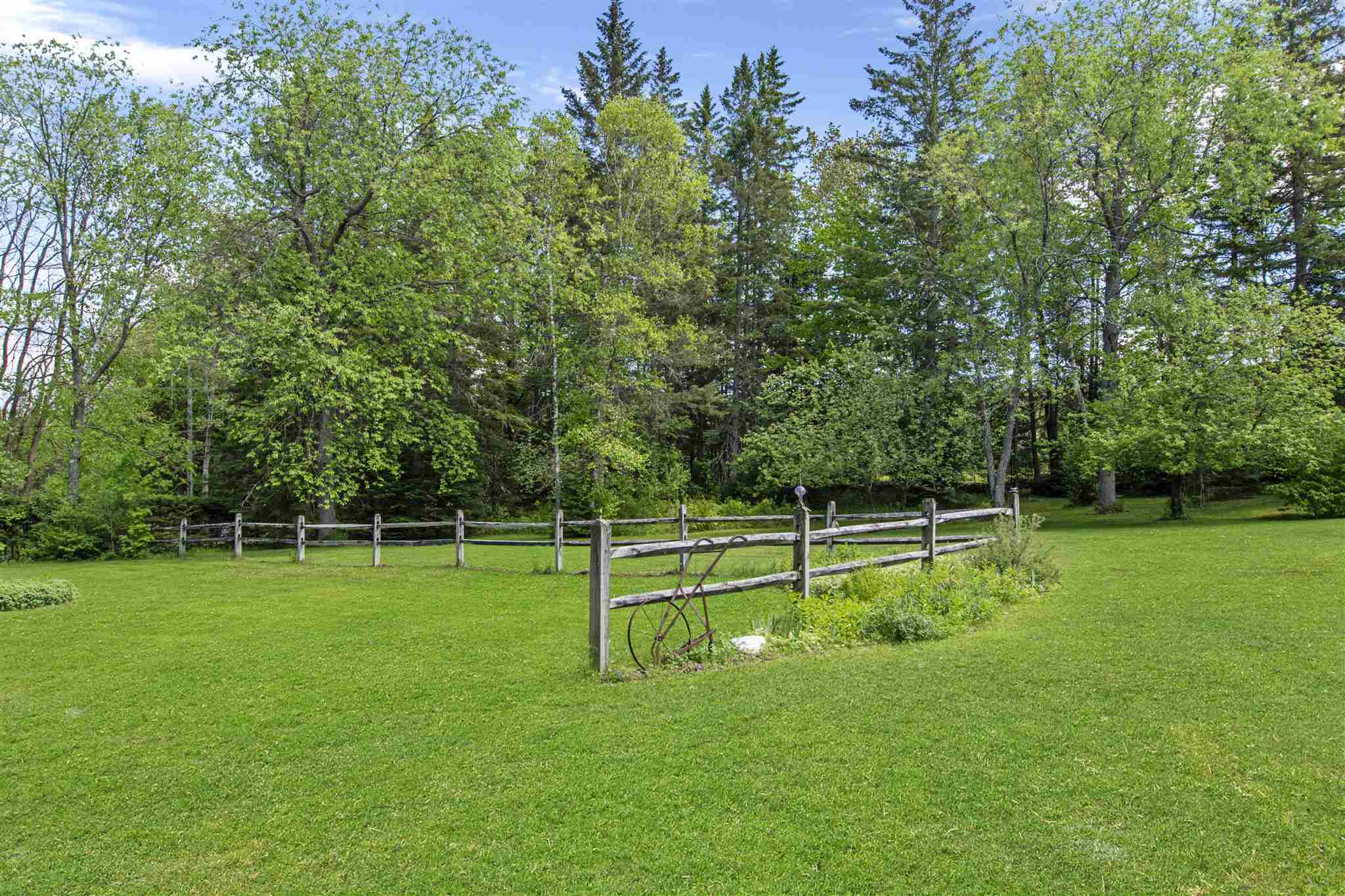 332 Chamberlain Road Canaan, VT 05903 - Photo 35 of 40