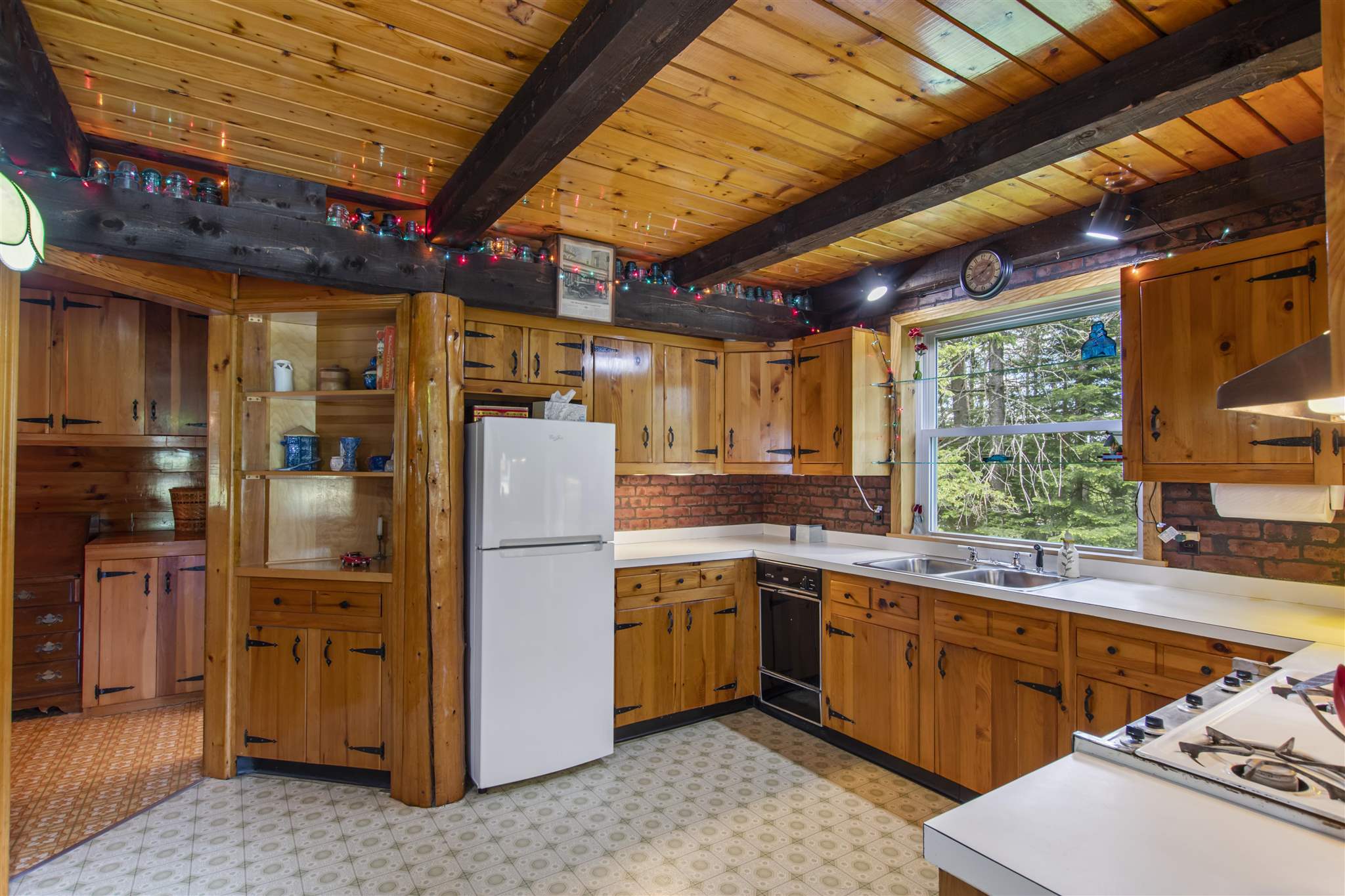 332 Chamberlain Road Canaan, VT 05903 - Photo 8 of 40