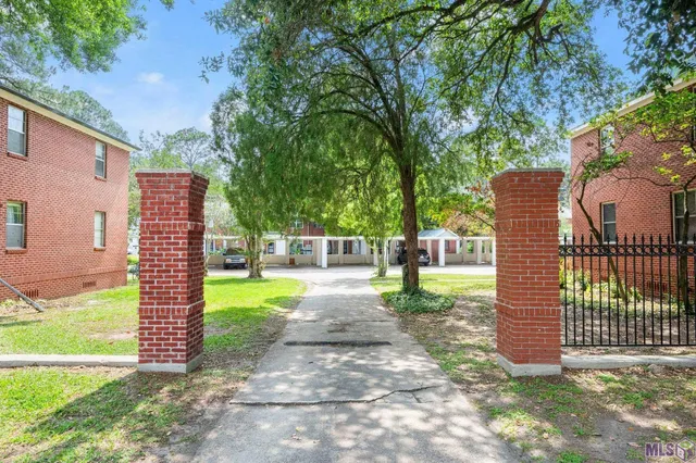 $120,000 | 628 South Acadian Thruway, Unit 628, Baton Rouge, LA 70806