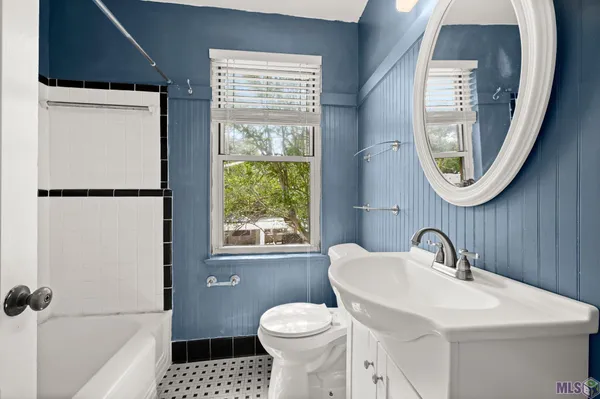 $120,000 | 628 South Acadian Thruway, Unit 628, Baton Rouge, LA 70806