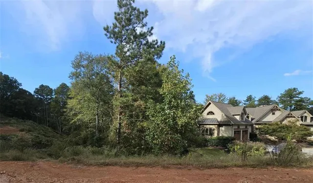 $475,000 | 1272 Edgewater Trail, Toccoa, GA 30577