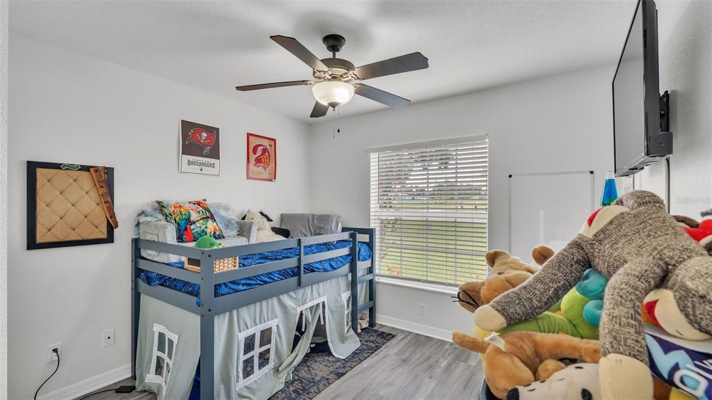 4651 Clubhouse Road Lakeland, FL 33812 - Photo 14 of 32