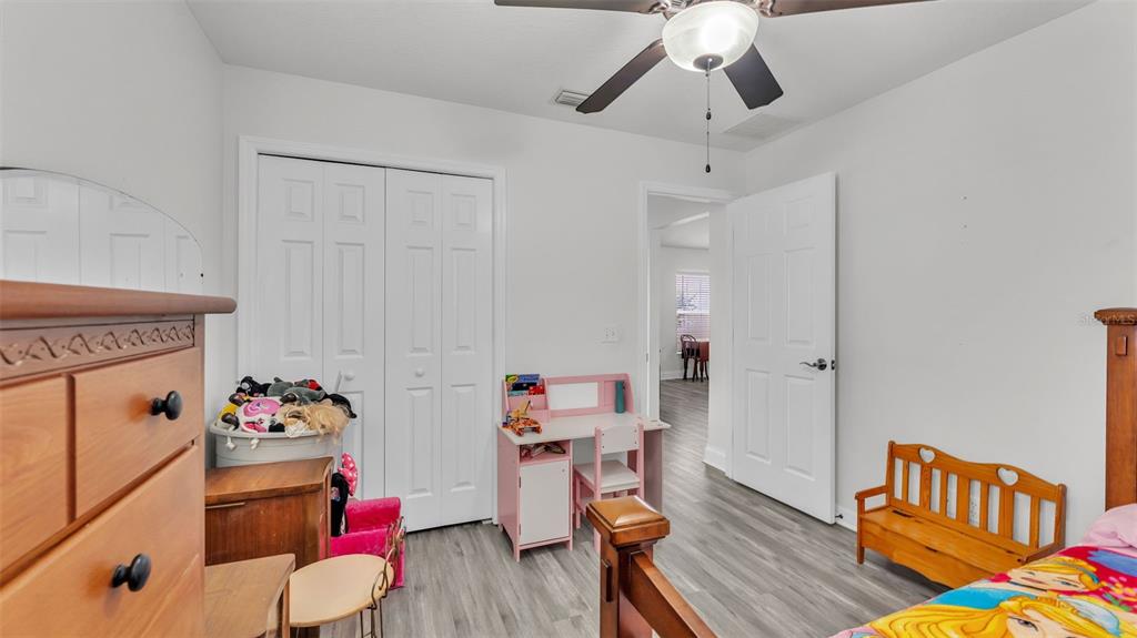 4651 Clubhouse Road Lakeland, FL 33812 - Photo 18 of 32