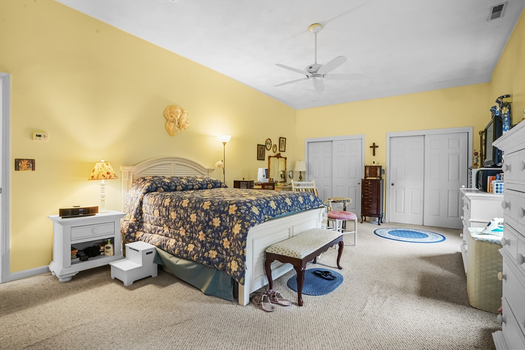 207 Topsfield Road Wenham, MA 01984 - Photo 4 of 20