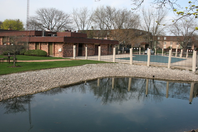9184 S Road, Unit D Palos Hills, IL 60465 - Photo 20 of 22 Gallery Image 20