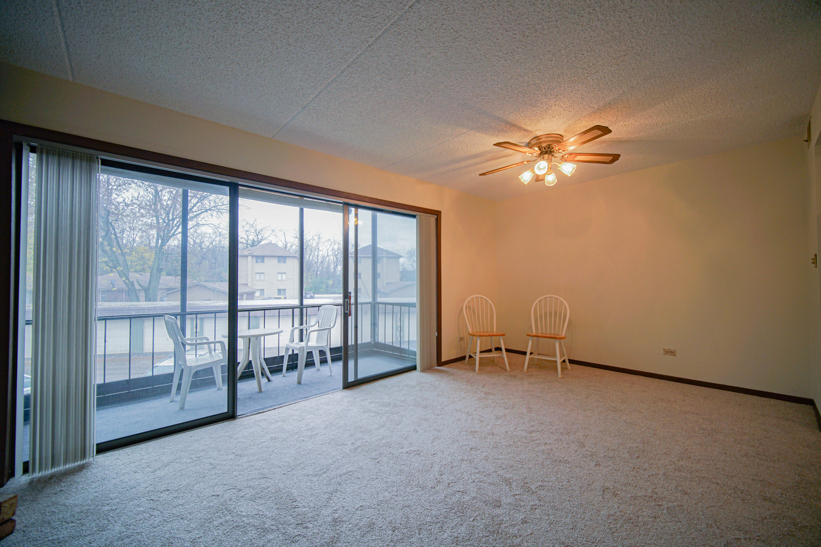 9184 S Road, Unit D Palos Hills, IL 60465 - Photo 8 of 22 Gallery Image 8