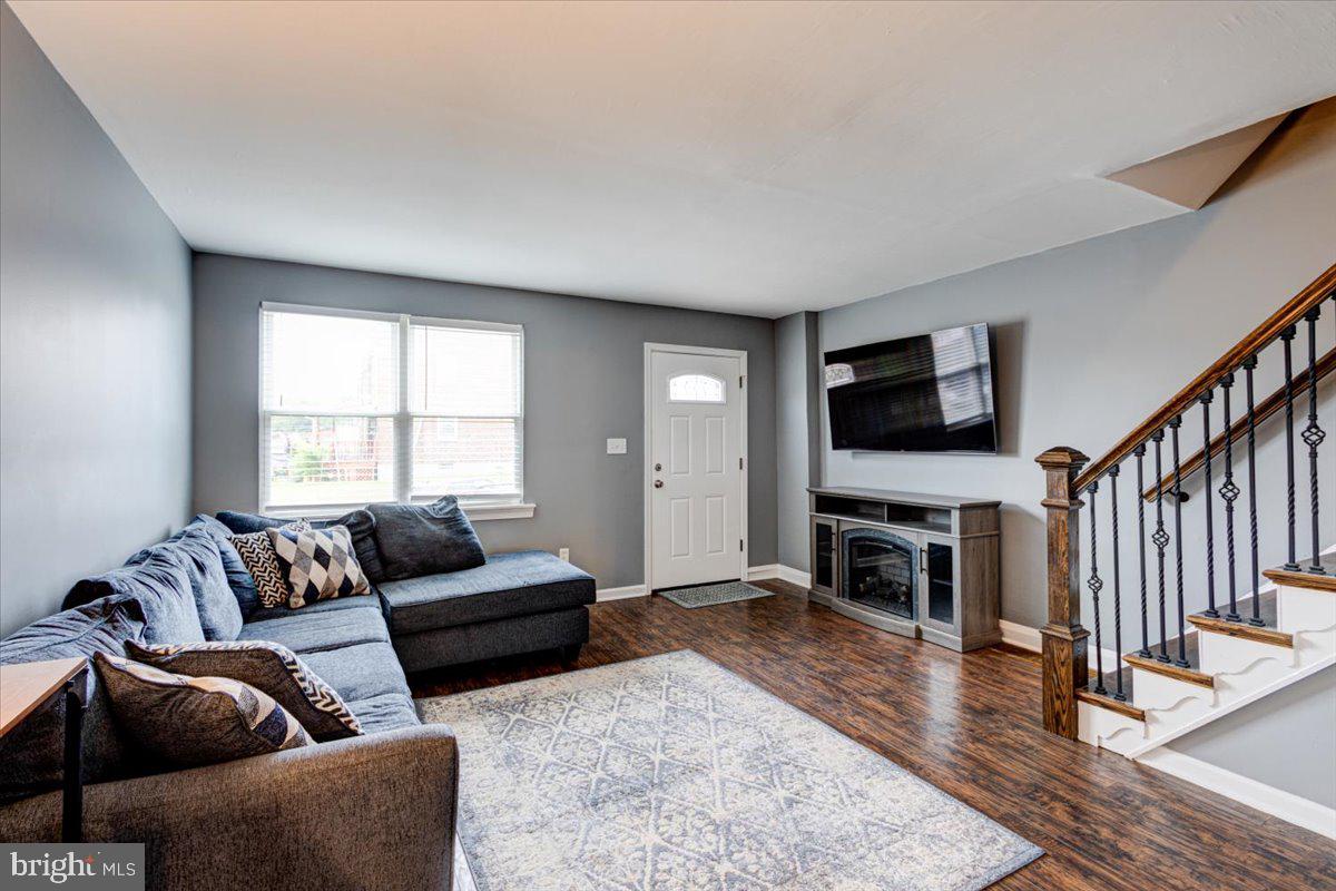 758 Old Riverside Road Brooklyn, MD 21225 - Photo 2 of 14