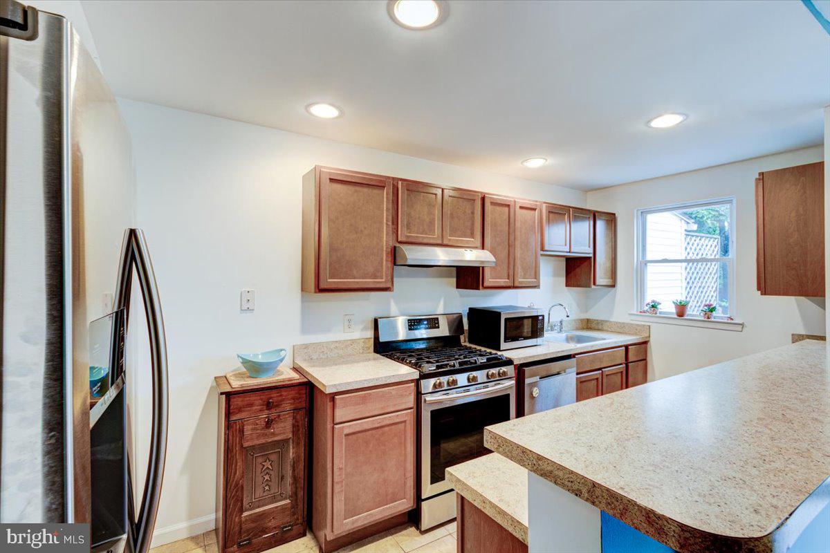758 Old Riverside Road Brooklyn, MD 21225 - Photo 4 of 14