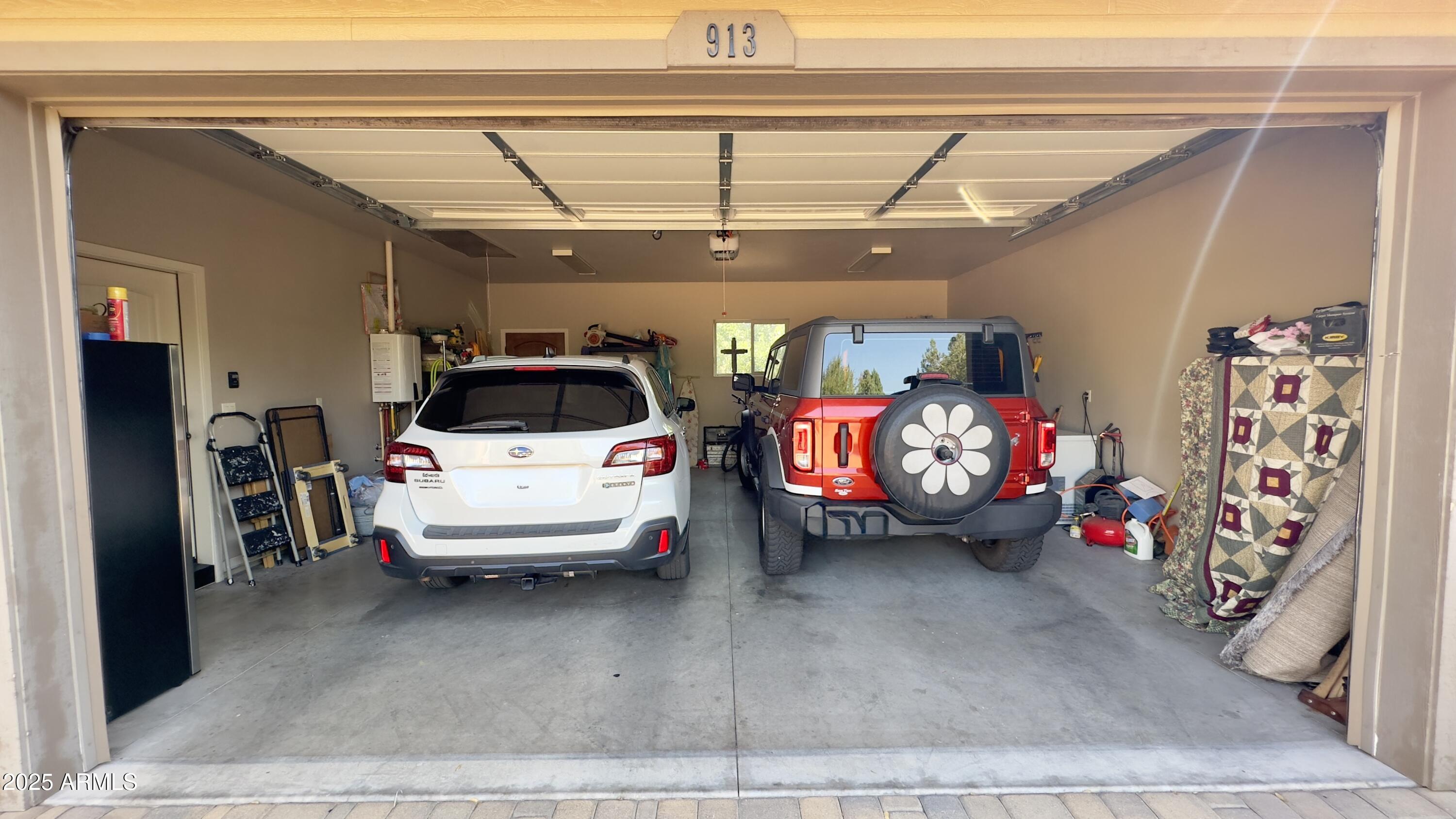 913 South Coronado Way Payson, AZ 85541 - Photo 36 of 52 a view of parking garage with cars