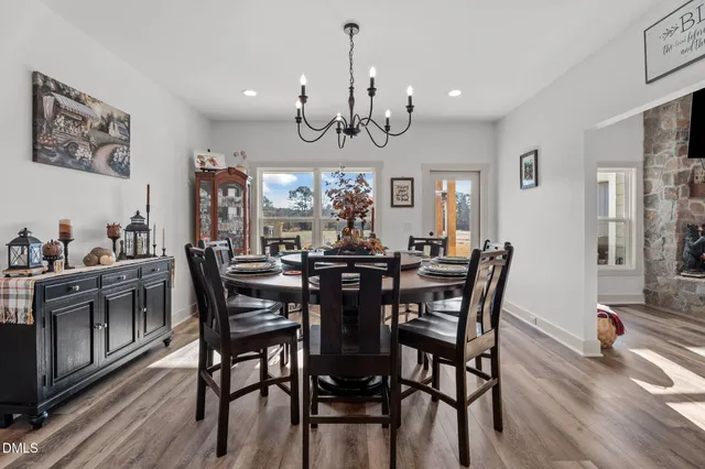 a view of a kitchen with washer and dryer