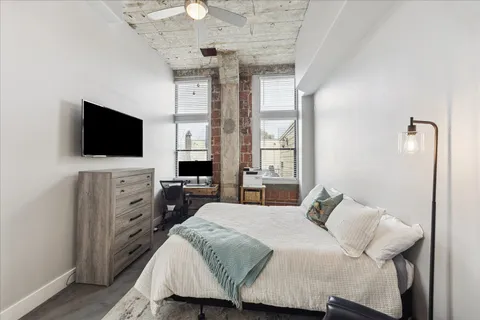 $334,000 | 2323 Polk Street, Unit 207, Houston, TX 77003