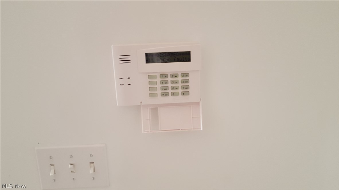 18310 Cornwall Road Cleveland, OH 44119 - Photo 22 of 25 Gallery Image 22