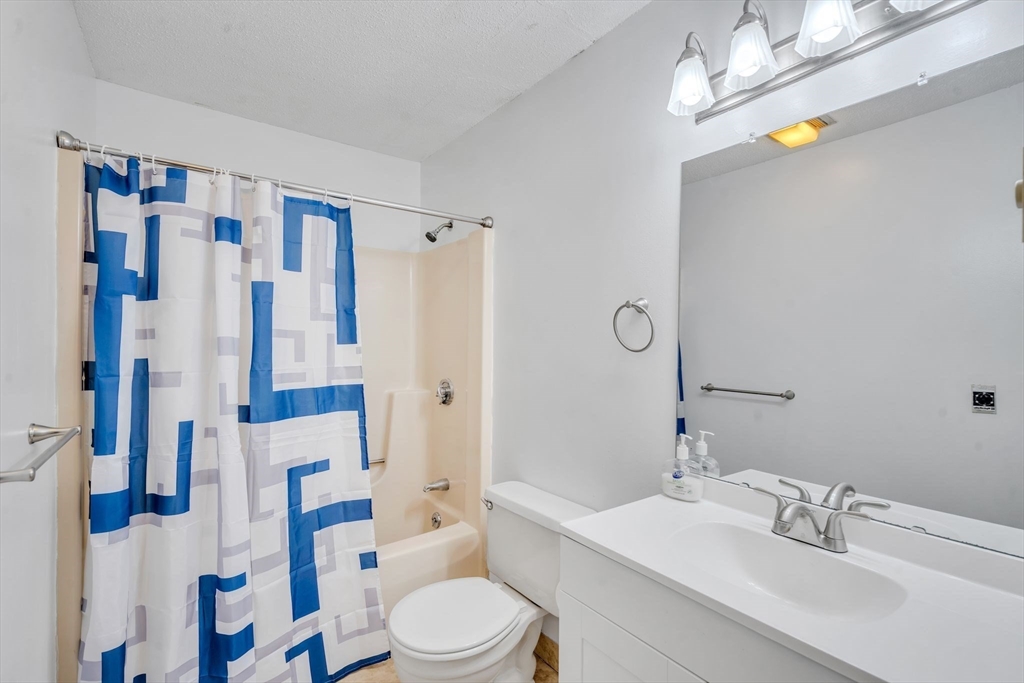 10 Wrentham Road, Unit 109 Worcester, MA 01602 - Photo 8 of 35 Gallery Image 8