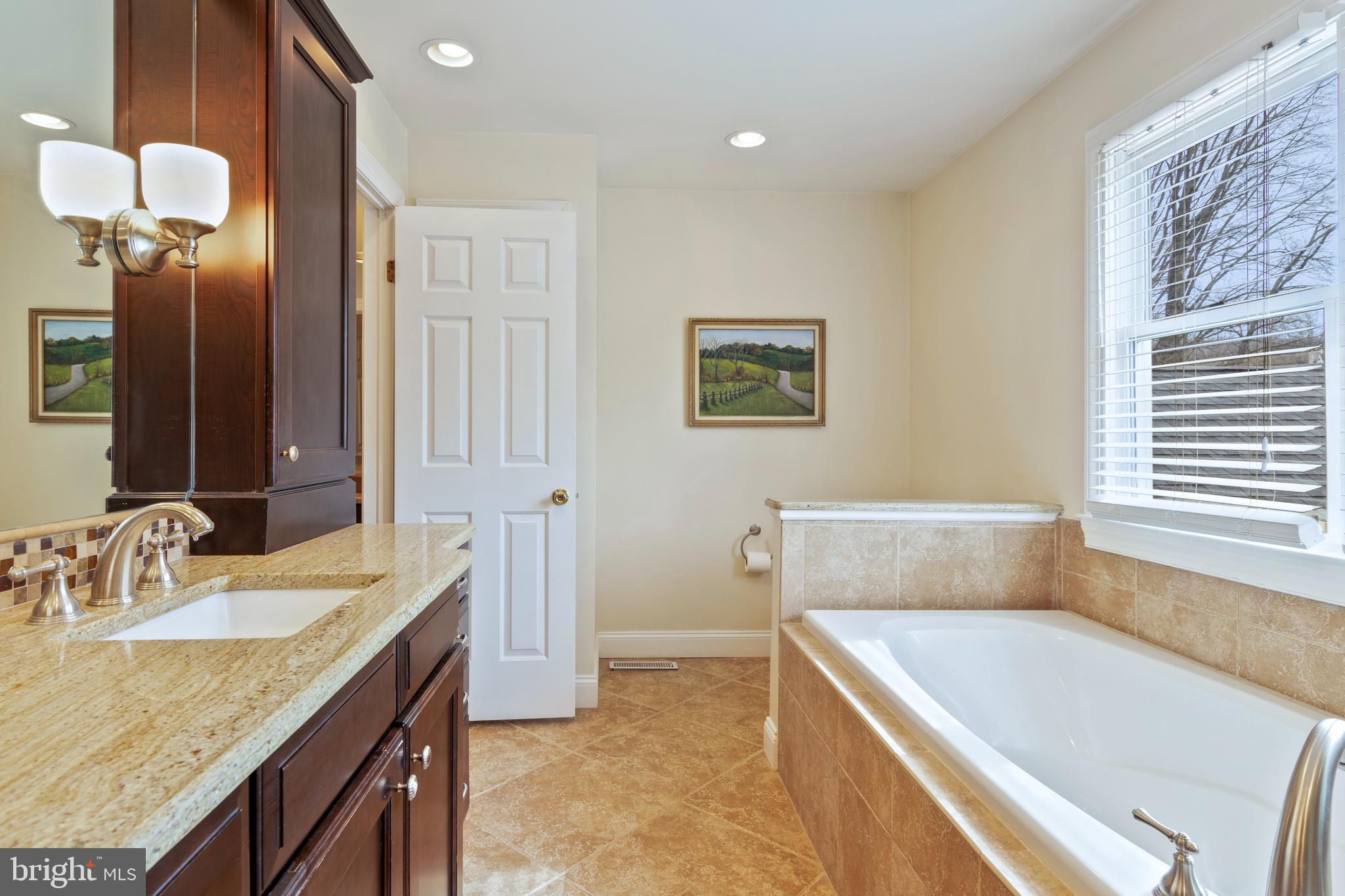 313 Sentry Lane Wayne, PA 19087 - Photo 20 of 34 Master bath
