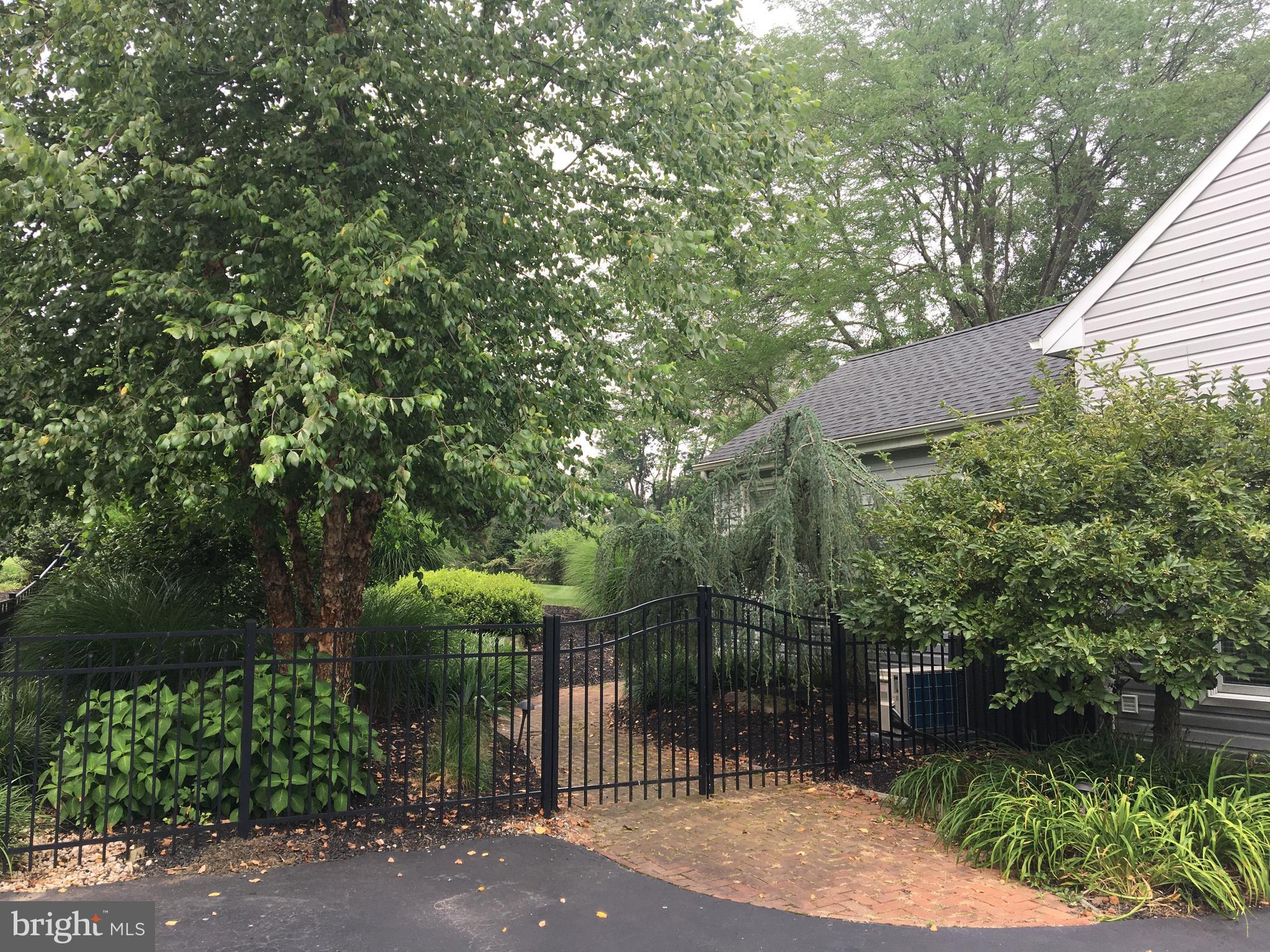 313 Sentry Lane Wayne, PA 19087 - Photo 33 of 34 Brick walk