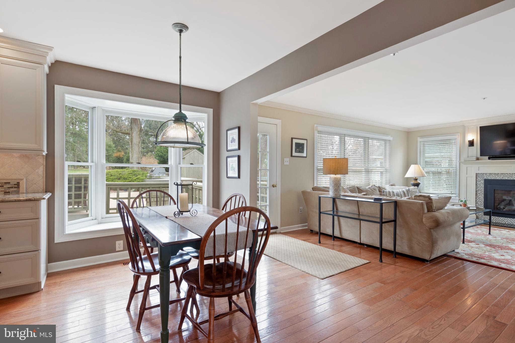313 Sentry Lane Wayne, PA 19087 - Photo 10 of 34 Eat-in Kitchen area