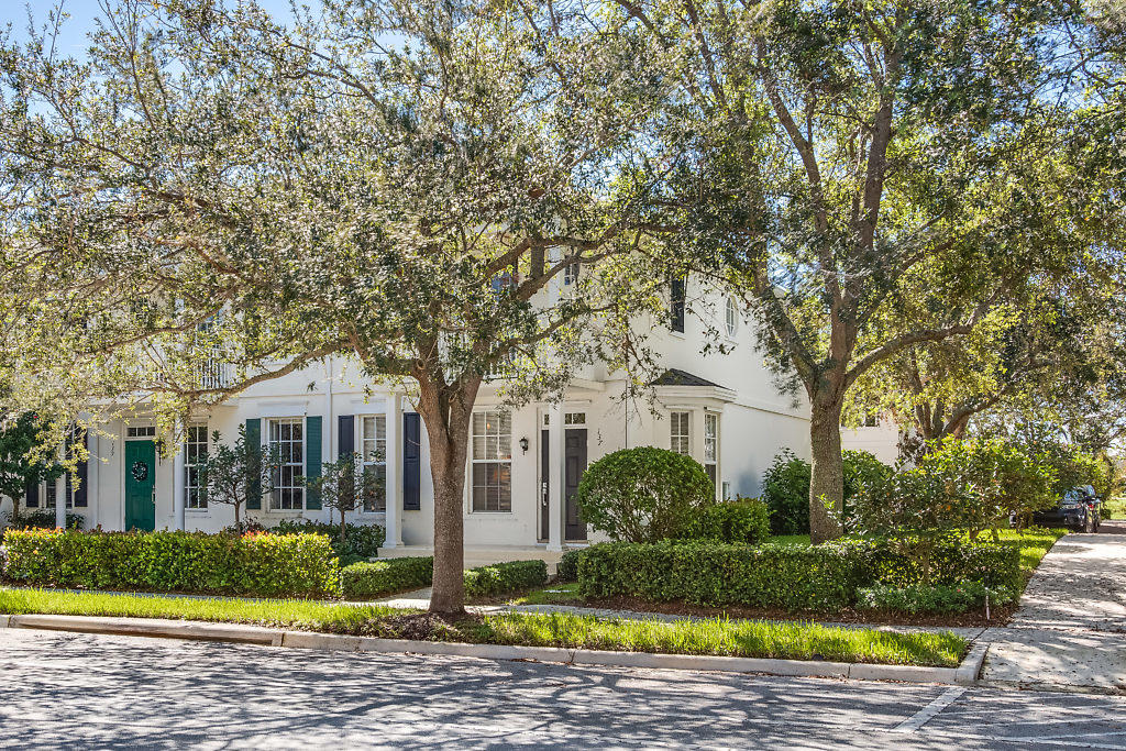 137 Radcliffe Court Jupiter, FL 33458 - Photo 1 of 22 002-137RadcliffeCourt-Jupiter-FL-small