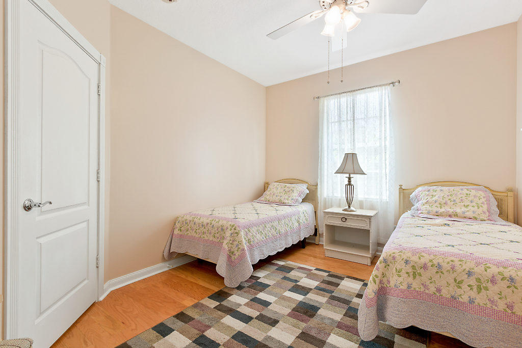 137 Radcliffe Court Jupiter, FL 33458 - Photo 15 of 22 016-137RadcliffeCourt-Jupiter-FL-small