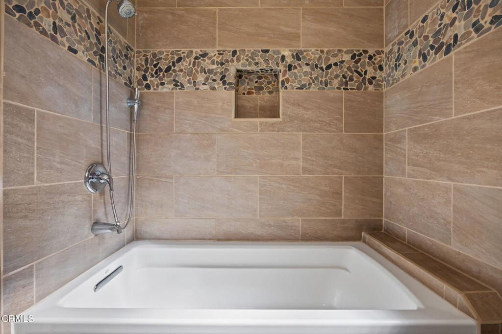 449 Reed Way Port Hueneme, CA 93041 - Photo 30 of 42 a bathroom with a shower