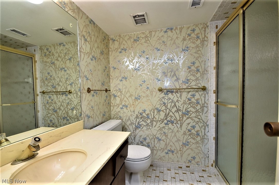 3701 Mayfield Road, Unit 303 Cleveland, OH 44121 - Photo 12 of 27 Gallery Image 12