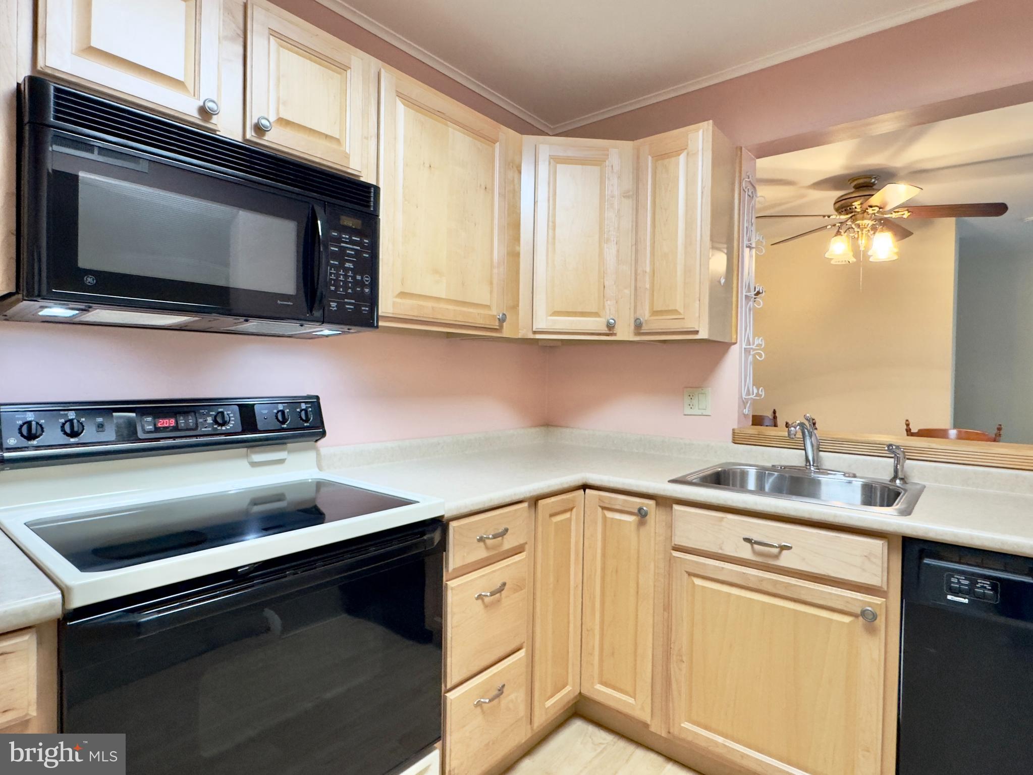 25 South Church Road, Unit 75 Maple Shade, NJ 08052 - Photo 7 of 30 Gallery Image 7