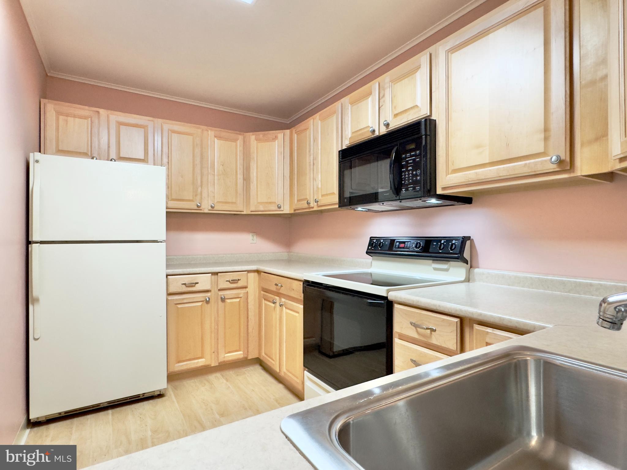 25 South Church Road, Unit 75 Maple Shade, NJ 08052 - Photo 8 of 30 Gallery Image 8