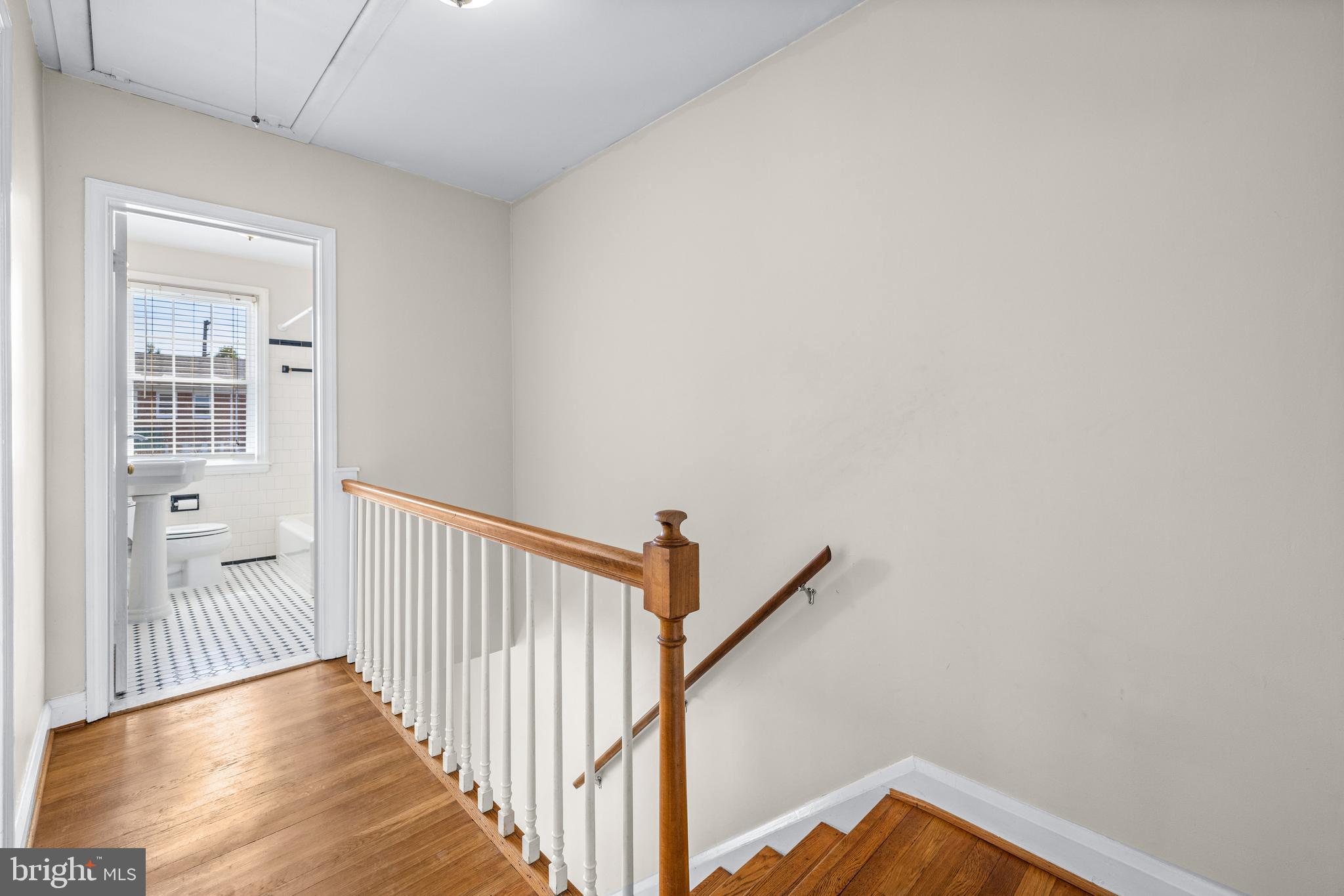 1923 Edgewood Road Towson, MD 21286 - Photo 16 of 33 Upper level