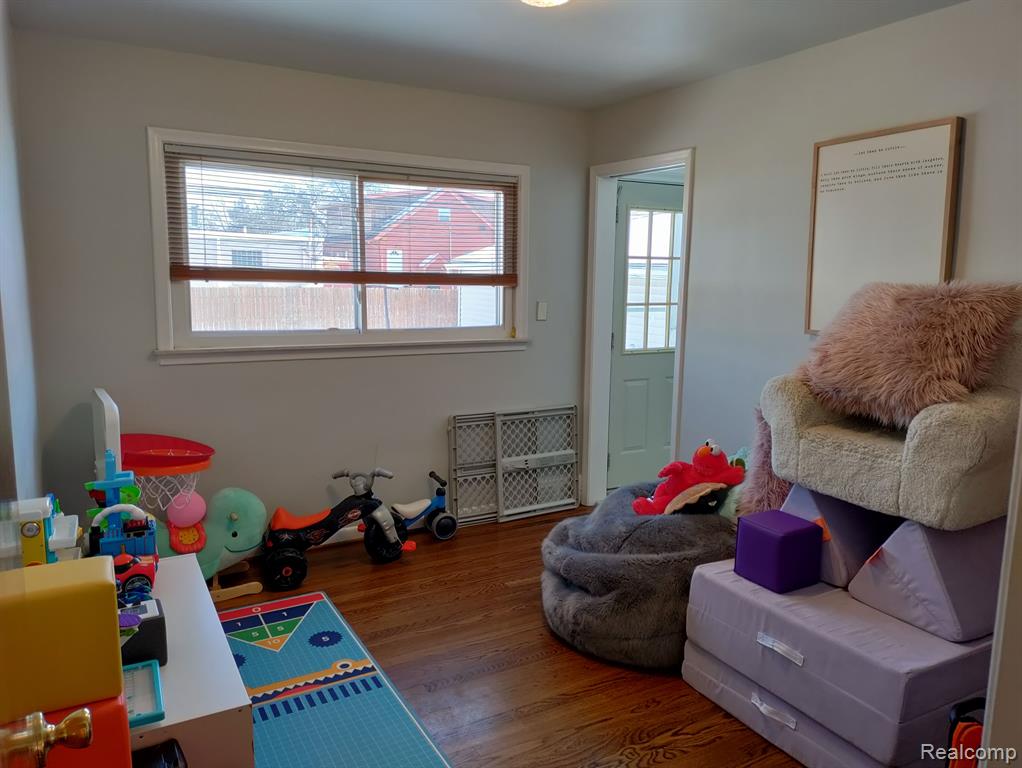 2730 Kenmore Road Berkley, MI 48072 - Photo 7 of 12 Gallery Image 7