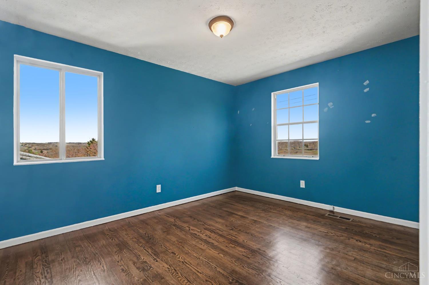 1759 John Gray Road Cincinnati, OH 45240 - Photo 18 of 35 Gallery Image 18