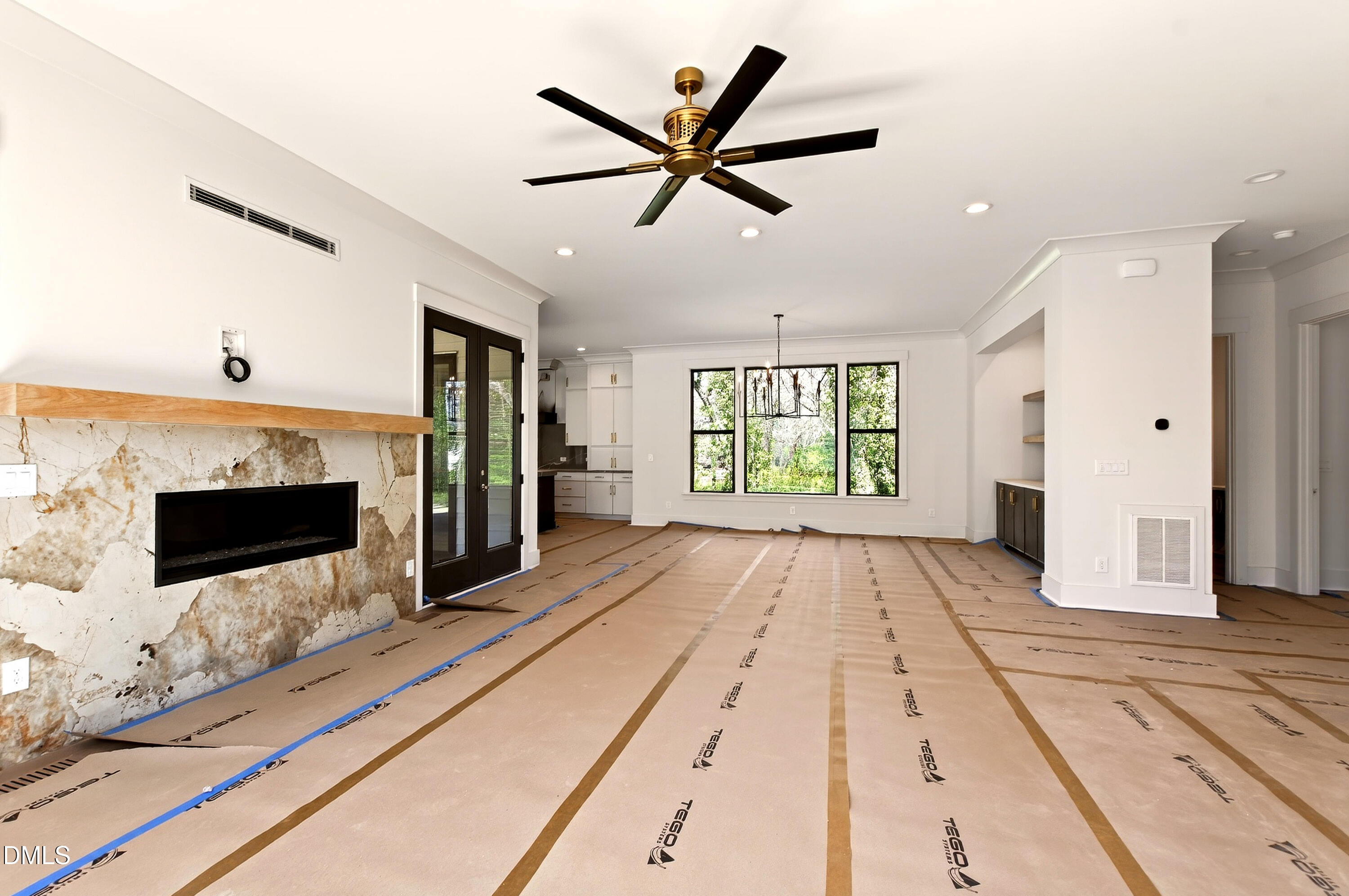 909 Oberlin Road Raleigh, NC 27605 - Photo 10 of 59 Oberlin (31)