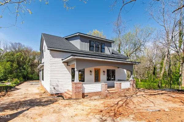 $1,800,000 | 909 Oberlin Road, Raleigh, NC 27605