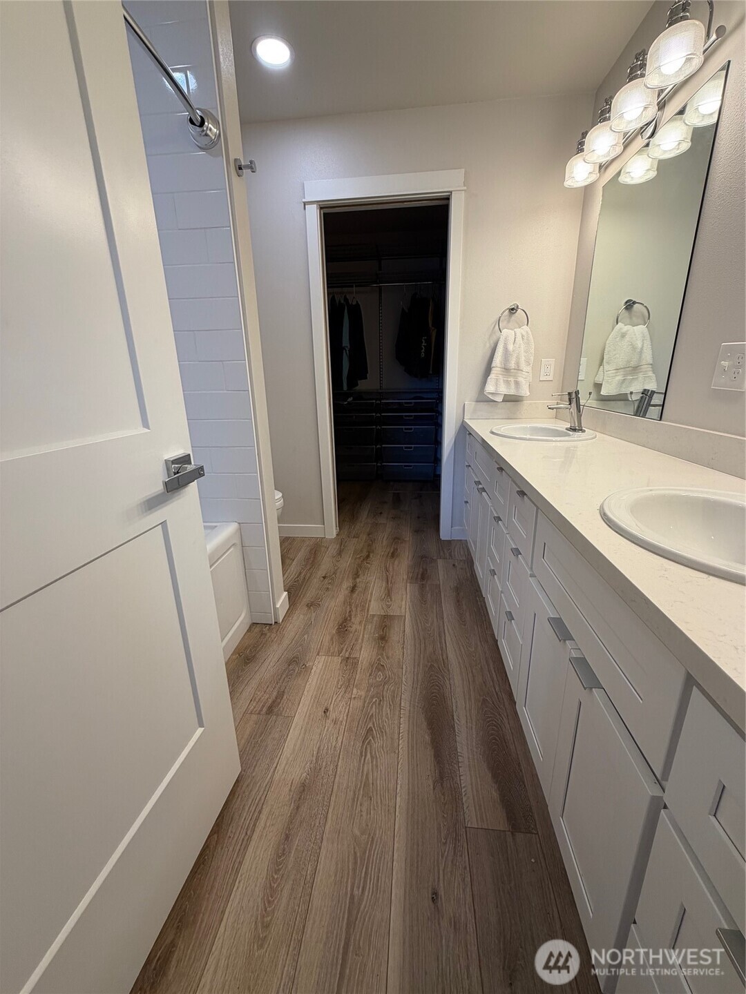 997 King Johns Way Forks, WA 98331 - Photo 12 of 39 a bathroom with a sink and a mirror