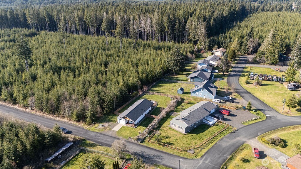 997 King Johns Way Forks, WA 98331 - Photo 34 of 39