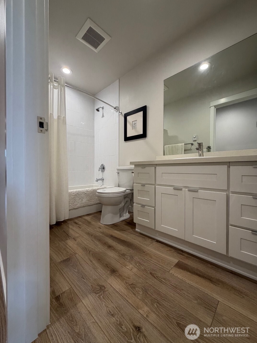997 King Johns Way Forks, WA 98331 - Photo 6 of 39 a bathroom with a sink and a mirror