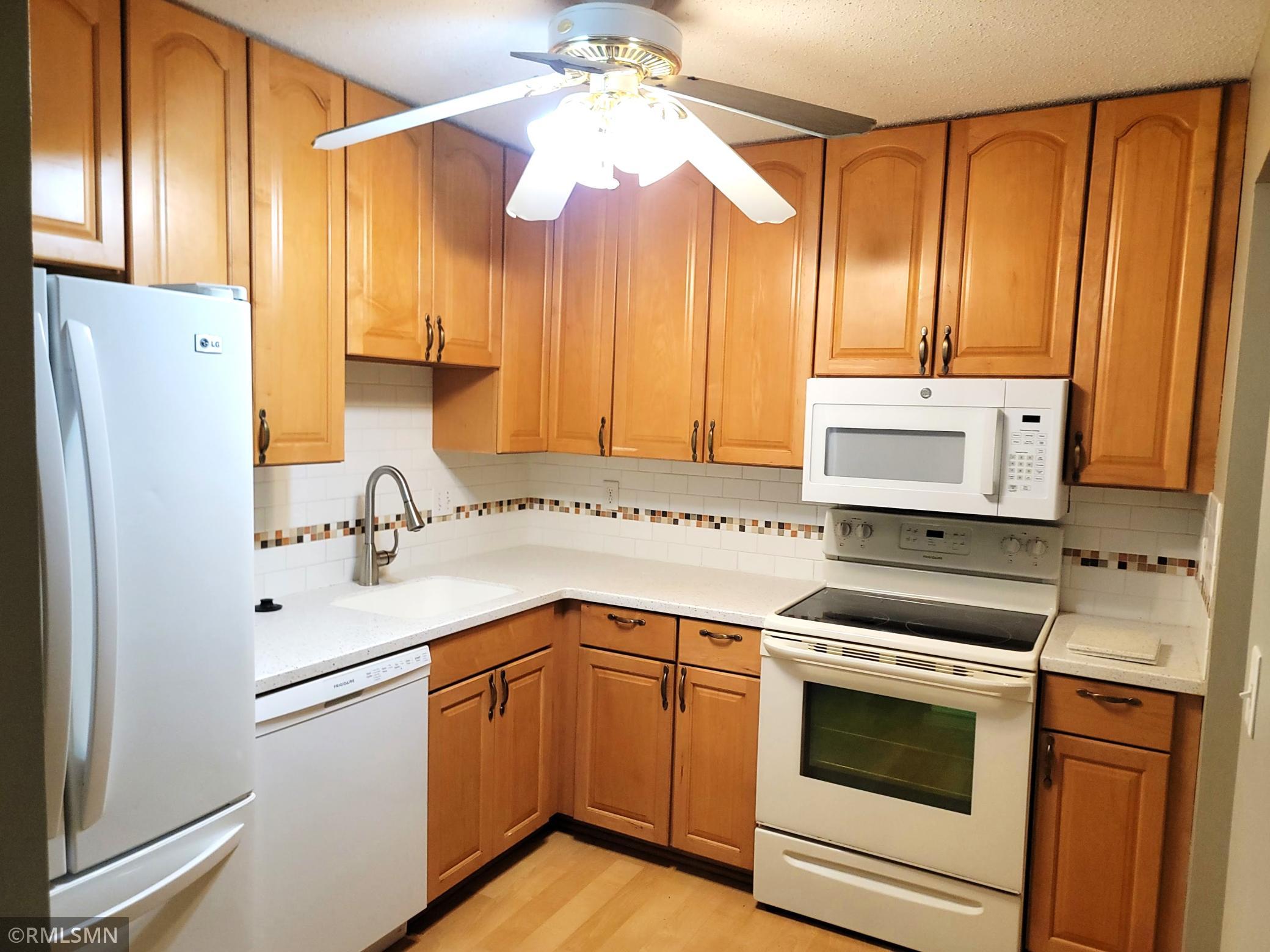 1871 Silver Bell Road, Unit 321 Eagan, MN 55122 - Photo 8 of 34 Gallery Image 8
