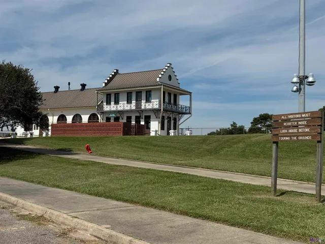 $192,500 | 57742 Plaquemine Street, Plaquemine, LA 70764