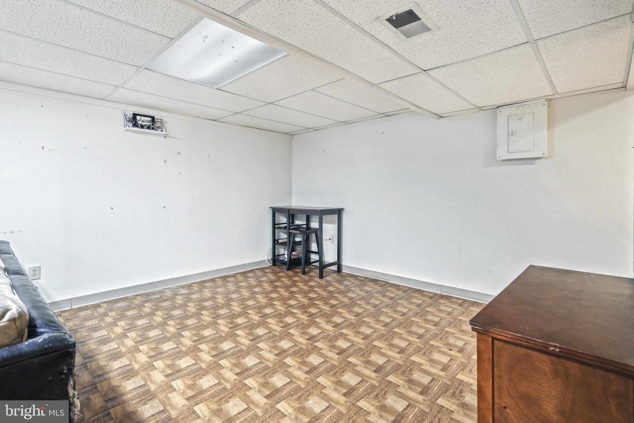 331 Edgewood Road York, PA 17402 - Photo 22 of 37 Gallery Image 22
