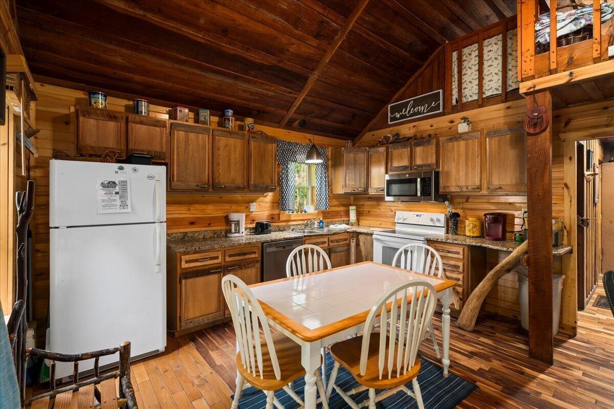 785 Cliffview Road Zoe, KY 41397 - Photo 7 of 27 14-IVA09305